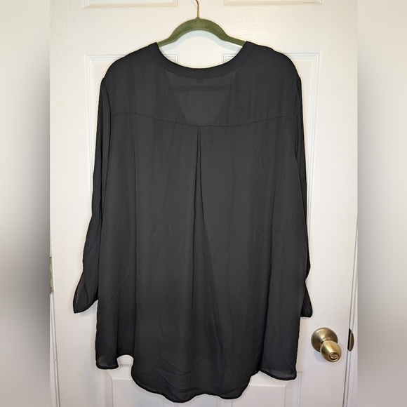 Cato Women's 22W/24W Black Pullover Silver Zip Blouse Pockets Roll Tab Cuff - Picture 2 of 6